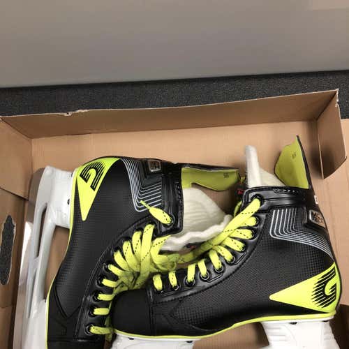 Senior Graf Size 8.5 (Regular)  Hockey Skates