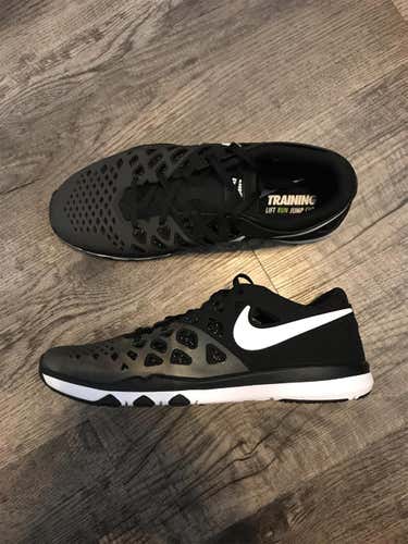 NEW Nike Train Speed 4 Shoes (Mens 8.5)