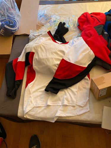 White Men's XXL  Jersey