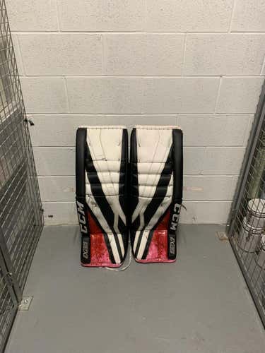 34" CCM Extreme Flex lll Goalie Leg Pads