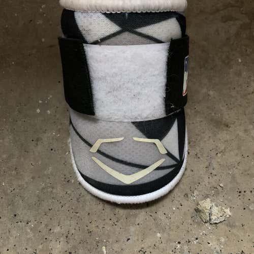 Junior EvoShield Elbow Guard Elbow Protection
