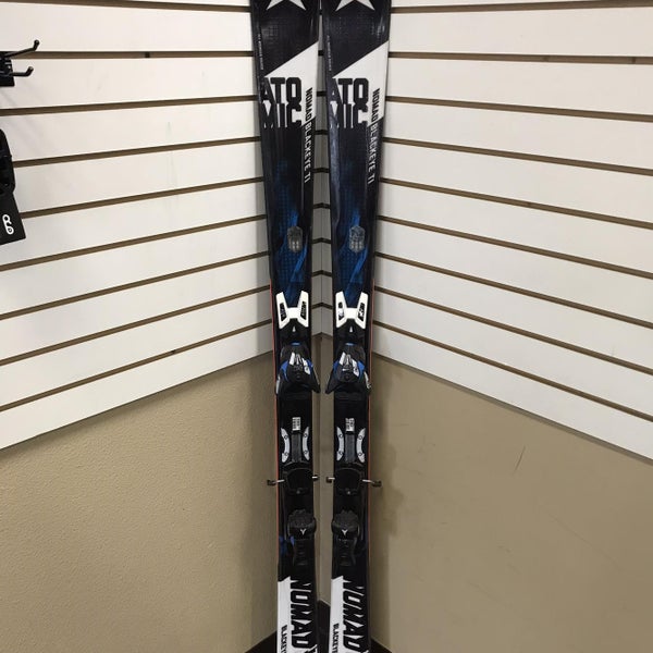 Atomic Nomad Blackeye Ti 174cm SkisWith Bindings