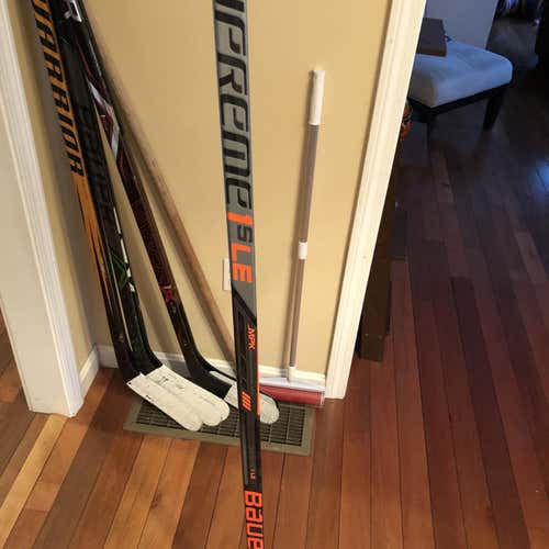 Senior Left Handed Supreme 1S Hockey Stick