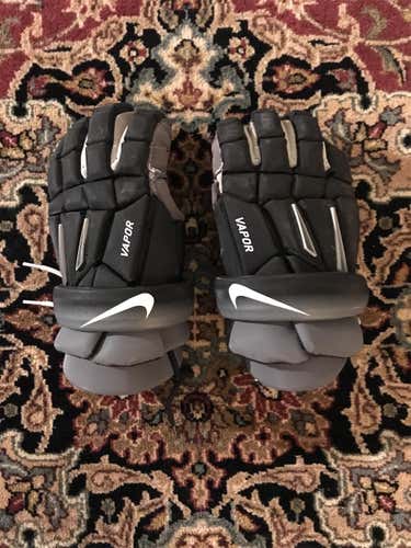 Black  Player Nike Vapor 12" Lacrosse Gloves