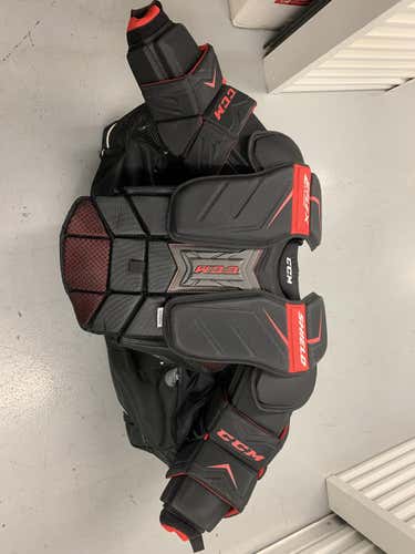 Senior Large CCM Extreme Flex Shield Pro Chest and Arm Protector Goalie Chest Protector