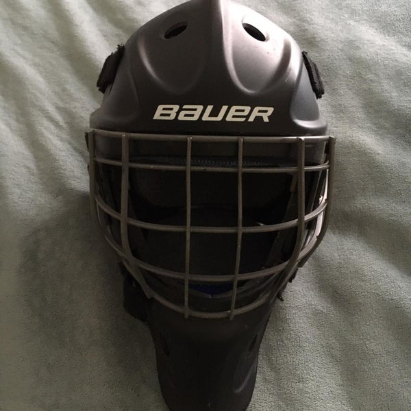 Black Bauer NME 5 JR Goalie Mask