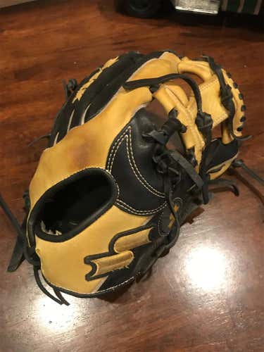 SSK 11.5” Infield Glove