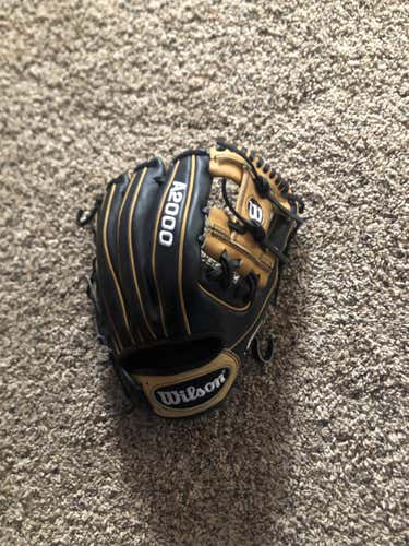 Black  Infield A2000 11.5" Baseball Glove