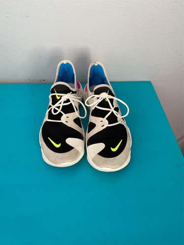 Gray Unisex 10 (Women's 11) Nike Shoes