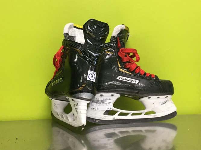 Used Bauer Supreme Ignite Pro Junior 02 Ice Skates Ice Hockey