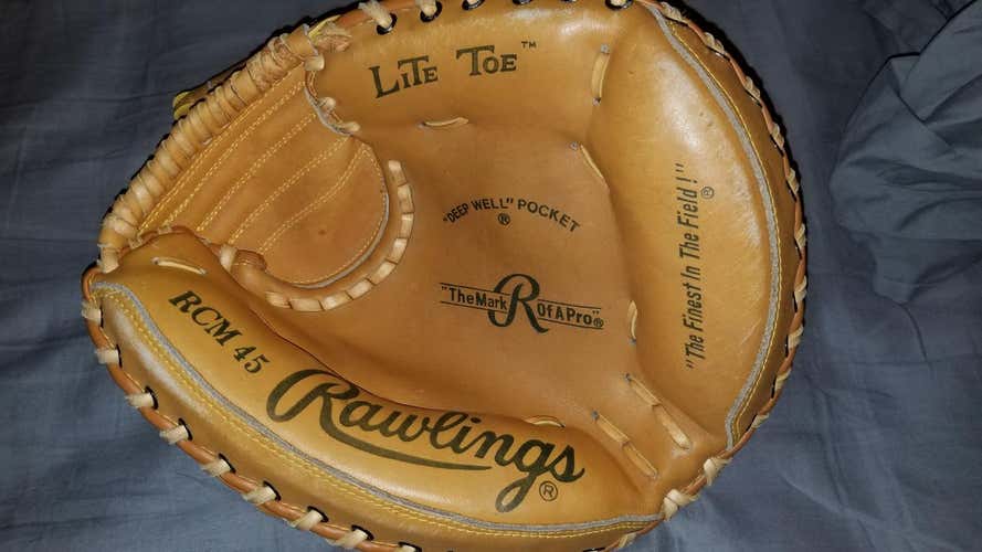 Rawlings Right Handed Catcher's RCM45 Baseball Glove 33"