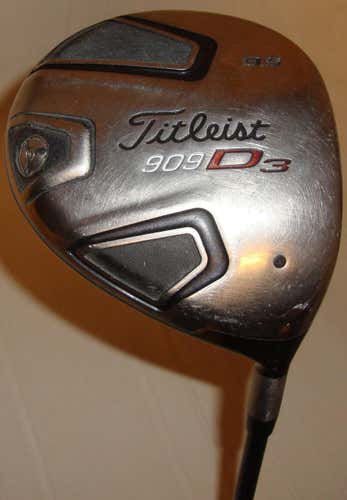 Men's Titleist Right Handed 909D3 Driver Stiff Flex Loft 9.5