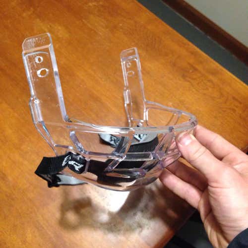 Bauer Jaw Protector - Crosby or Pavelski Cut