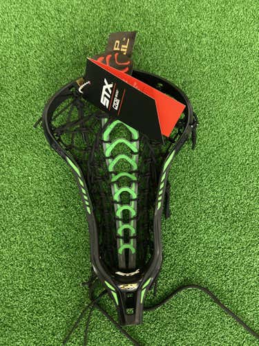 STX Strung Crux 600 Head w/Green Runner and Black Maverik Axiom Strung