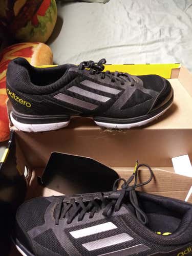 9.0 mens Adidas Golf Shoes