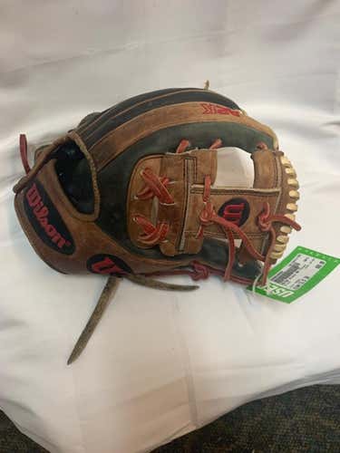 Used Wilson Dp15gm 11 1 2" Bb Sb Gloves Fielders