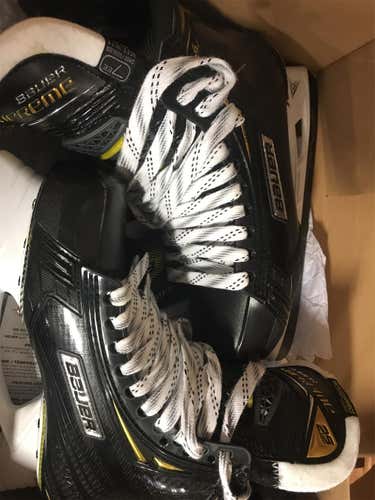 Senior Bauer Supreme 2S Pro D&R (Regular)  Size 8.5 Hockey Skates