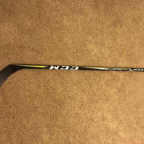 Senior Super Tacks 2.0 Hockey Stick Mid Pro Stock