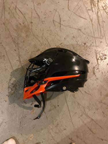 Black Adult Player Cascade R Helmet