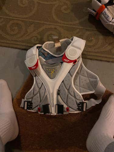 Medium Maverik Rome RX3 Shoulder Pads