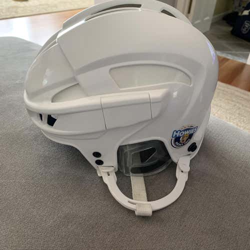 White  Small CCM HT11KV Pro Stock Helmet - Fits Like Med.
