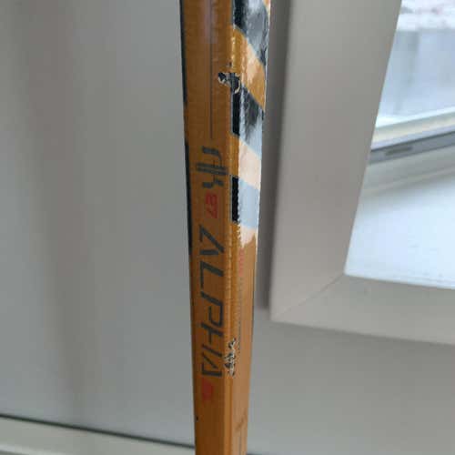 Senior Right Handed Alpha AK27 SL Toe  Hockey Stick