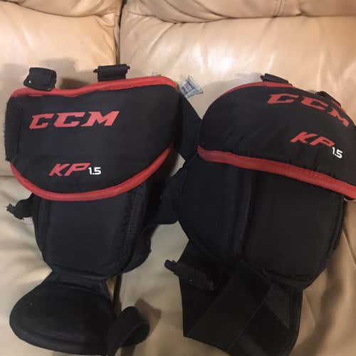 CCM Knee Pads 1.5
