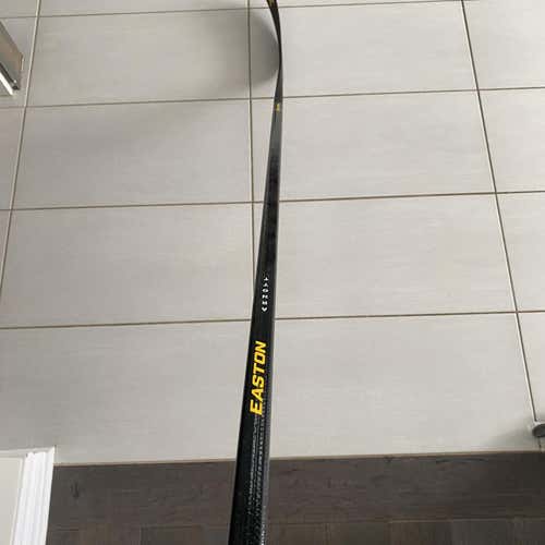 Senior Right Handed Stealth RS  Pro Stock Hockey Stick