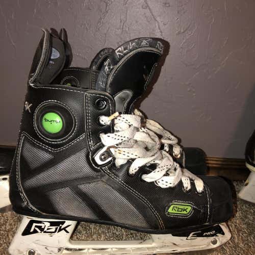 Senior Reebok 9k D&R (Regular) Size 8 Hockey Skates