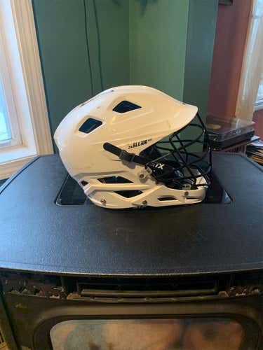 White Adult Player STX Stallion 600 Helmet