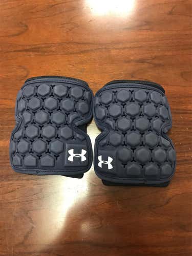 Large Under Armour VFT Sleeves Arm Pads