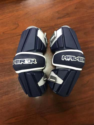 Large Maverik Max Arm Pads