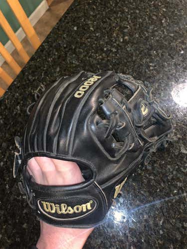 Black Adult Infield A2000 11.25" Baseball Glove