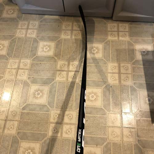 Warrior Senior Right Handed Covert QRE Pro Toe  Hockey Stick