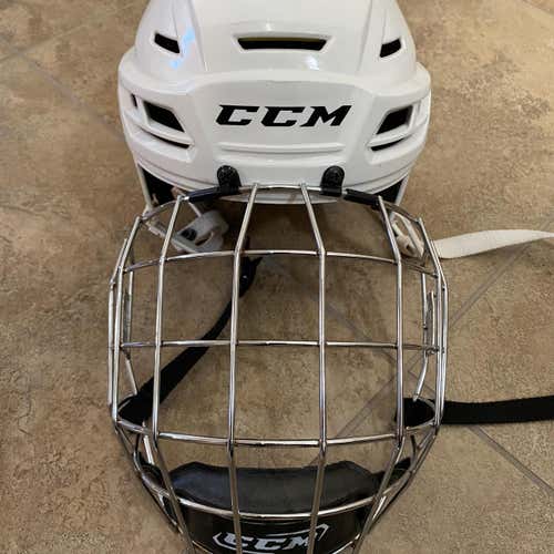 Medium CCM Tacks 310 Helmet