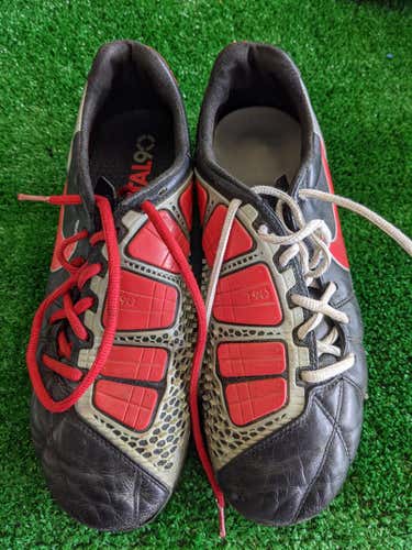 Black Men's 8.0 (Women's 9.0) Molded Cleats Nike Total 90 Soccer Cleats