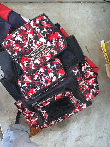 Red  Boombah  Bat Pack