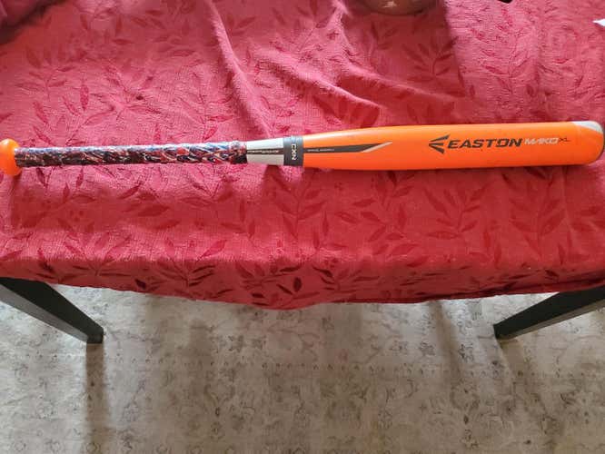 USSSA Certified 2015 Easton Composite Mako Bat (-10) 20 oz 30"