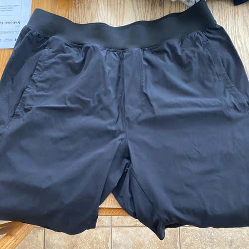 Black Men's Large Lululemon Shorts