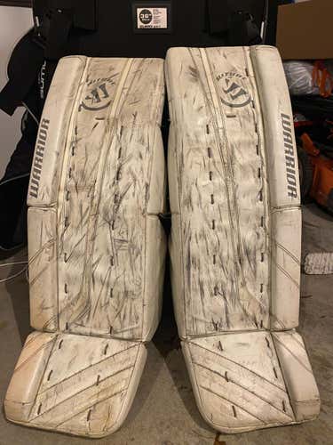 White Senior 34" Warrior Regular Goalie Full Set