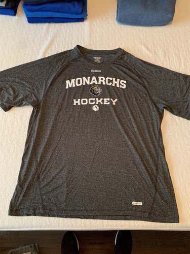 *MAKE OFFER* Gray Men's NH Monarchs Speedwick Short Sleeve Tee