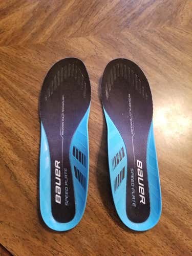 New Bauer speed plates size 8.5