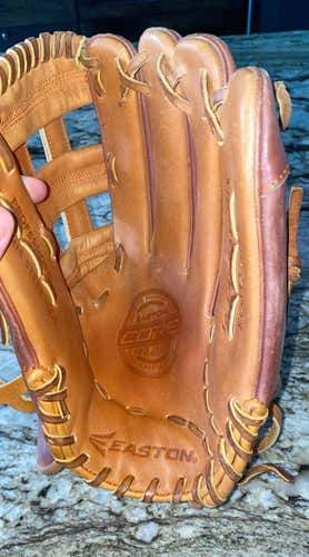 Easton Core Pro ECG1275MT 12.75" Outfield Glove