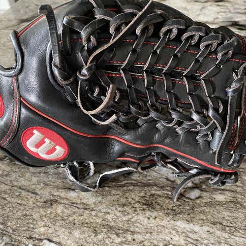 Wilson A2000 GG47 12.25" Pitchers Glove And Rawlings GGDCT Gold label First Base Mitt