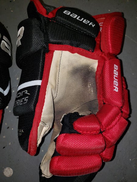 Black Senior Bauer Vapor Pro Series Gloves 15"