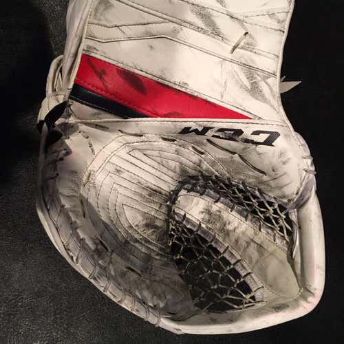 CCM EFlex III Pro Stock 580 Holtby Glove