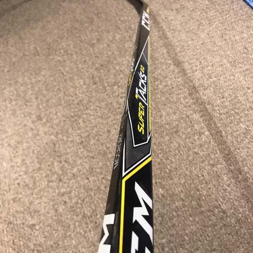 NEW CCM Super Tacks 2.0 - RH P90T/P29 85flex (62")