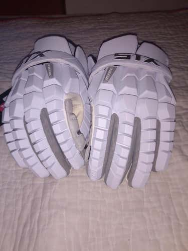 White New Player STX Rzr Lacrosse Gloves 13"