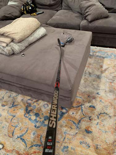 Senior Right Handed Rekker EK365 Toe  Hockey Stick