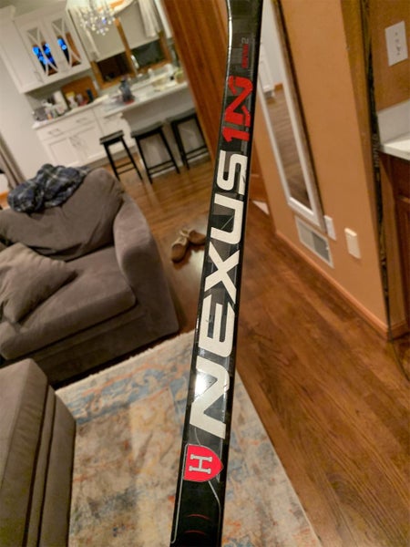 Intermediate Right Handed Nexus 1N Pro Stock Hockey Stick